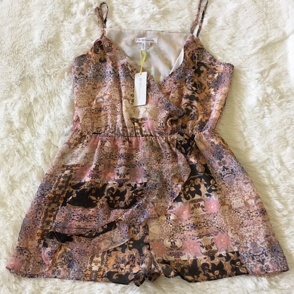 NWT BCBGeneration romper - Picture 3 of 8